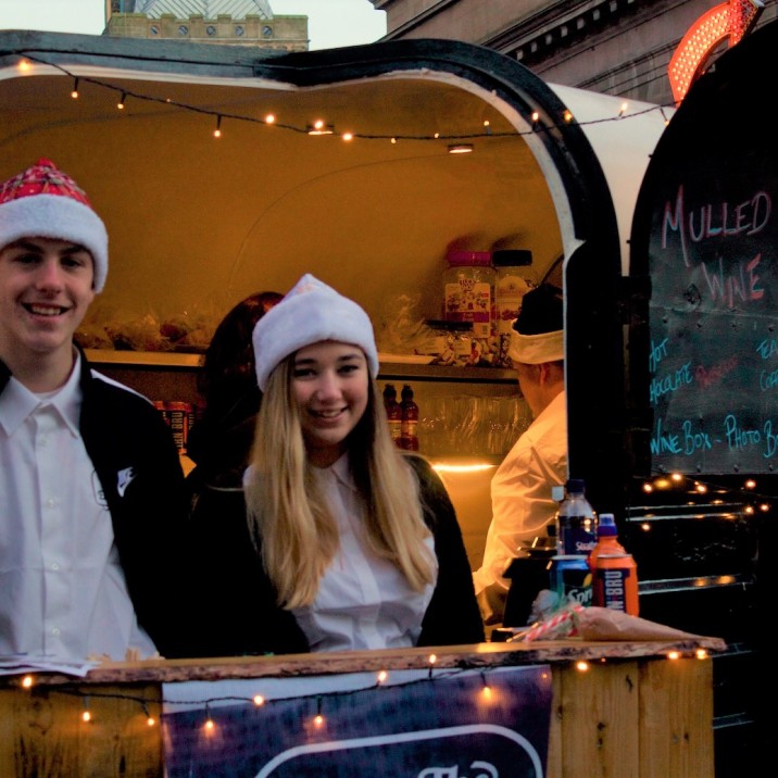 Jack captured these smiley festive faces at the very popular outdoor Prosecco Bar!