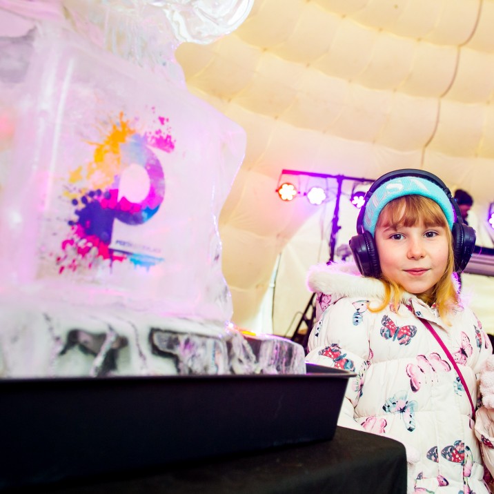 Kids were fascinated by the ice sculptures on display in Perth City Centre!