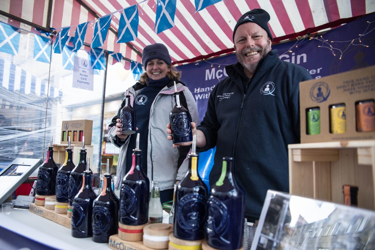 Gin makes you happy! Ian snapped this happy couple at the Gin stall.