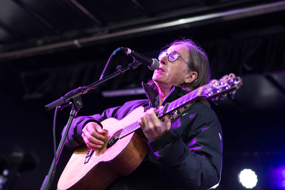 Dougie McLean delighted the crowds with his rendition of Caledonia.