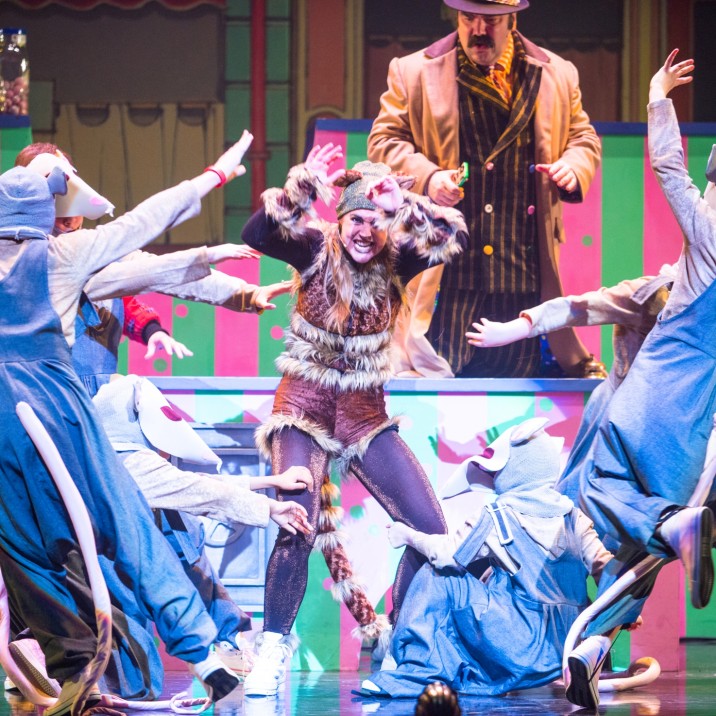 King Rat and his rodent army are swarming all over Perth in this family favourite tale!