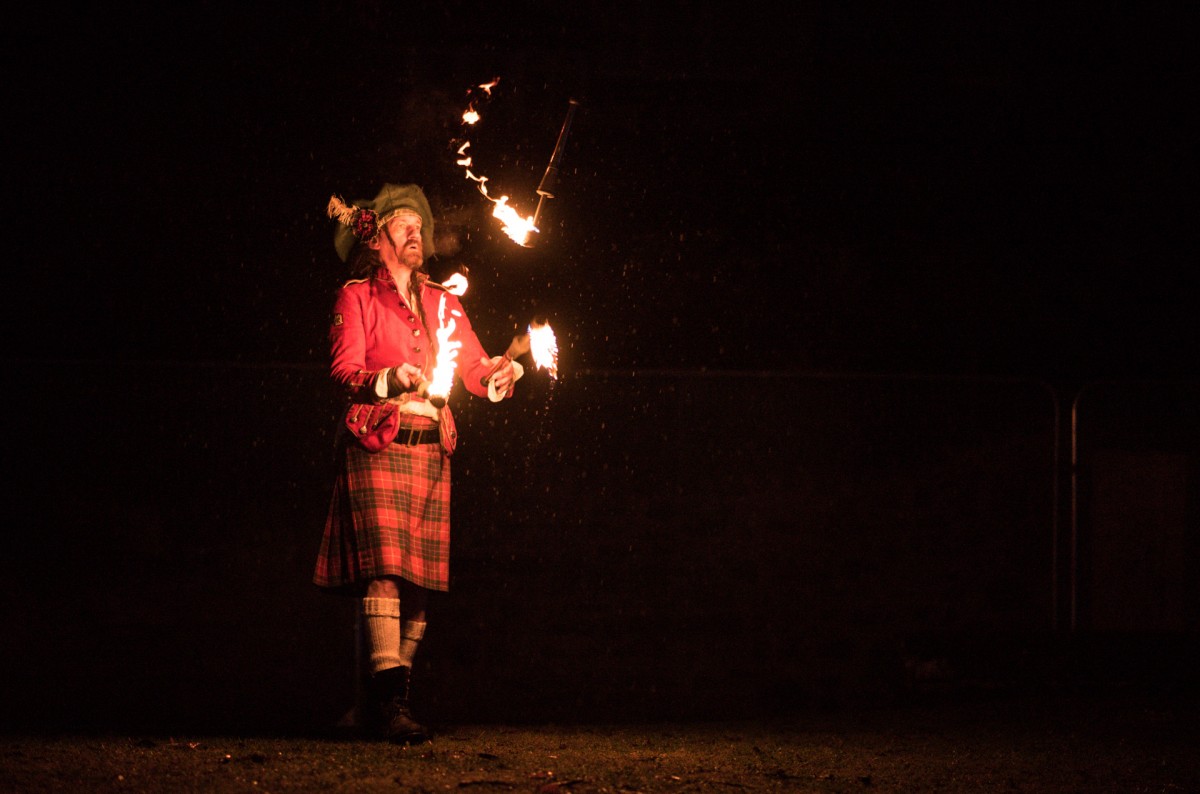 We were mesmerised with this jugglers skills, the fiery batons were whizzing through the dark night sky.