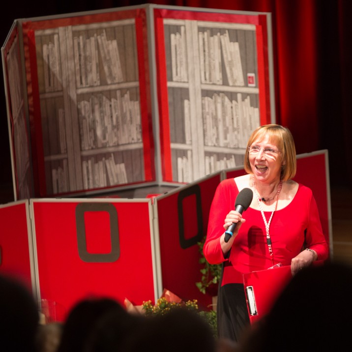 Jean Squires was nominated by the committee of Blairgowrie, Rattray and the Glens Book Festival as its Perth Pioneer. In 2016, BOOKMARKs October festival sold almost 1,000 tickets over seven events, and aims to increase ticket sales further in 2017, its fifth year!