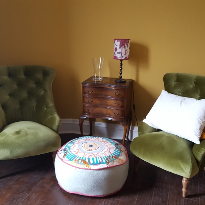 Fraser Ramsay has been a professional painter and decorator for over 25 years.