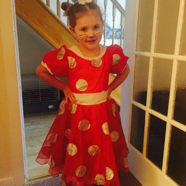 Mia Mia Duthie (just turned 5) as Minnie Mouse, she looks so cute!