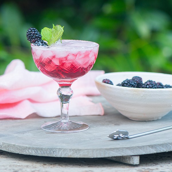 This bramble cocktail is delicious!