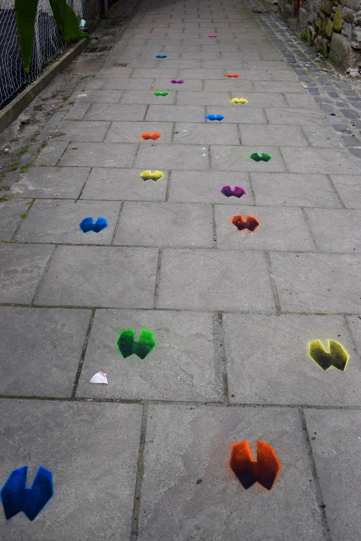 Vennels Guerilla Art Project Cow Vennel colourful hoofs