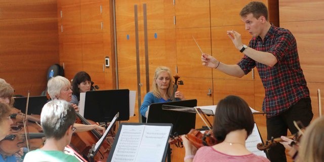 Now in its third year the RSNO Community Orchestra is an initiative from Scotland�s National Orchestra in partnership with Horsecross Arts.
