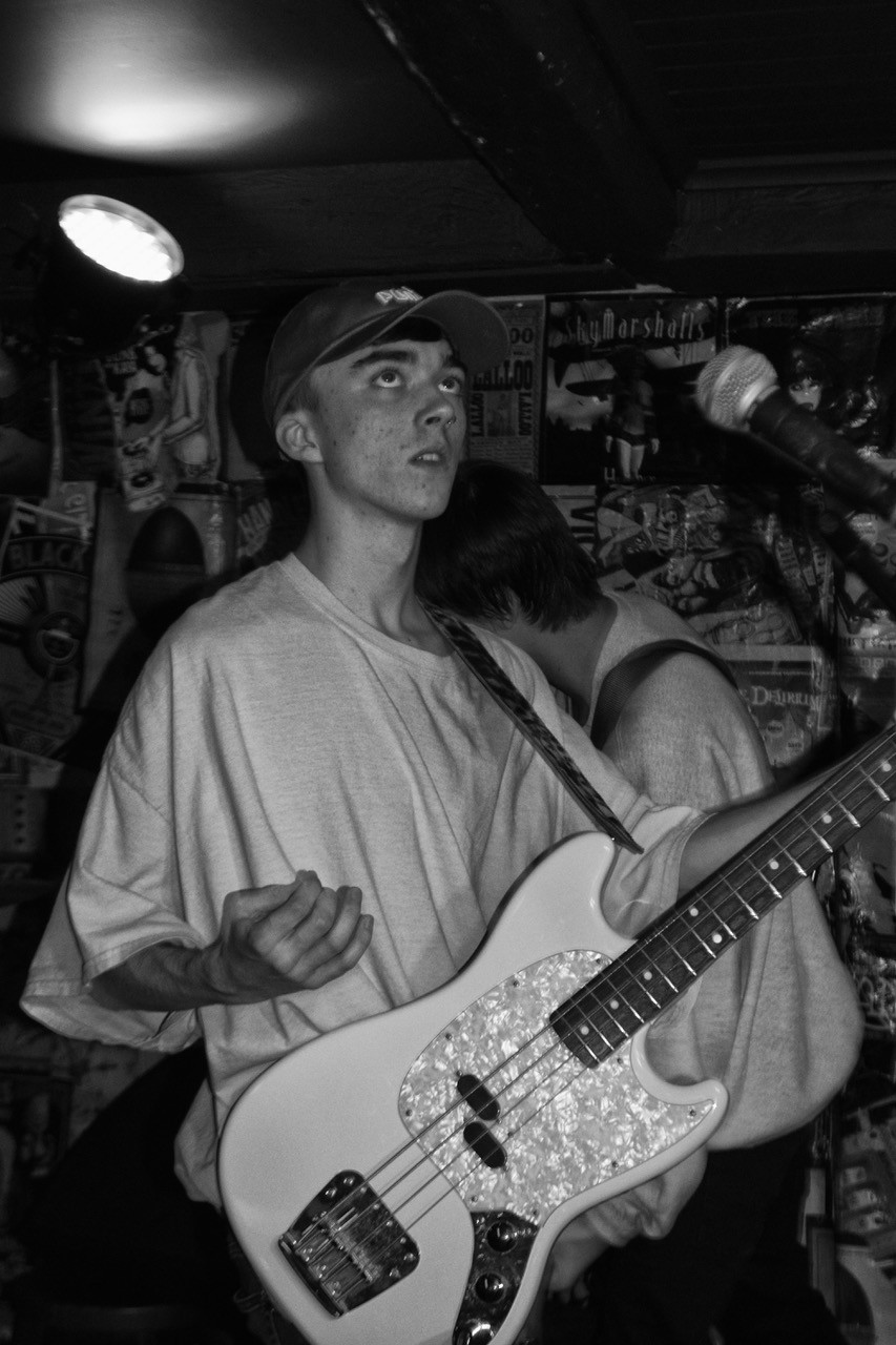 JOSEF REVIEW - Guitar Player