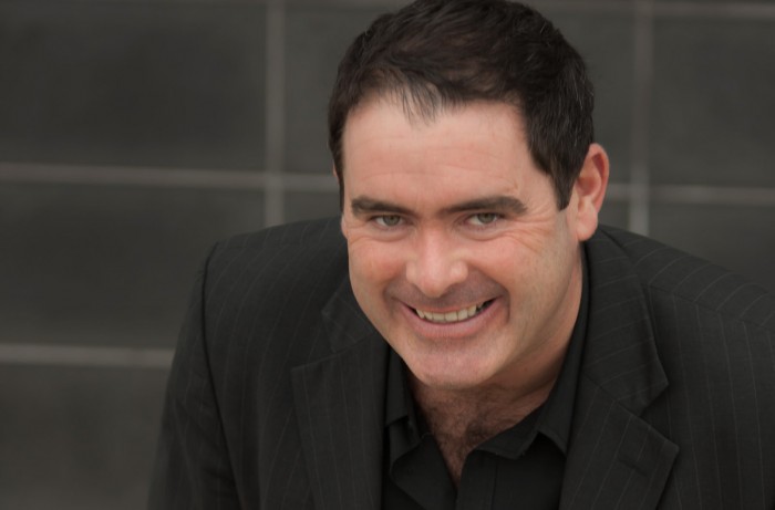 Des McLean brings his brand new stand up show to Perth, for one night only!