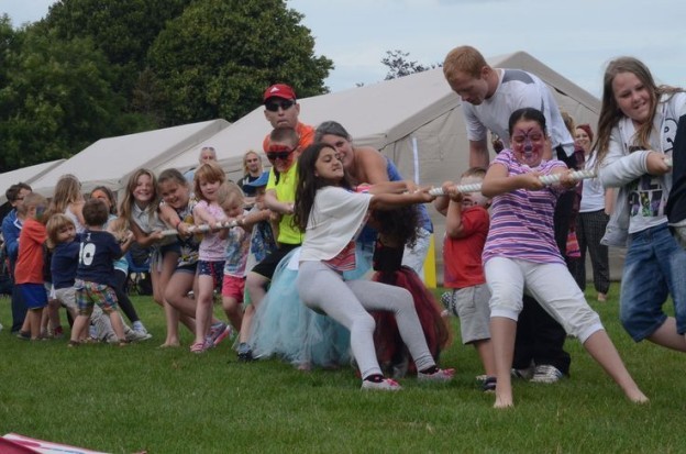 PLAYDAY2017- TUGOFWAR