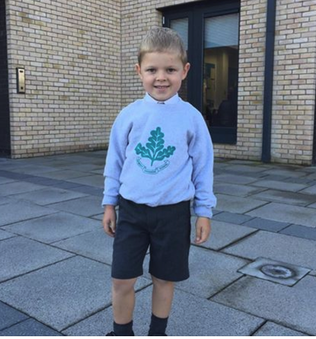 Conor started primary one at Oakbank Primary school - How cute does he look!?!