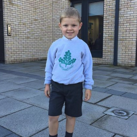 Conor started primary one at Oakbank Primary school - How cute does he look!?!