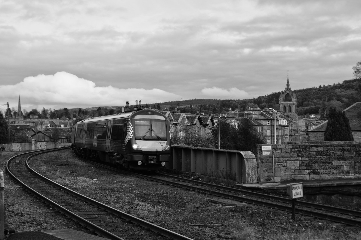 I HEAR THAT TRAIN A COMING