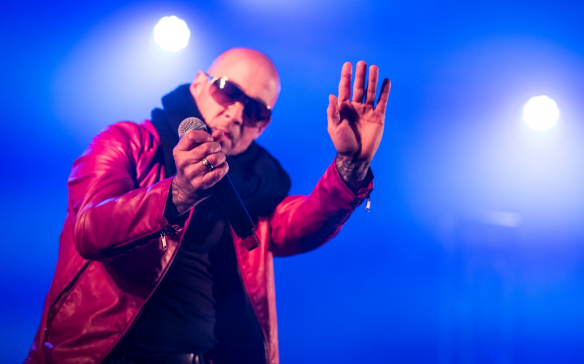 Won't you stay another day!