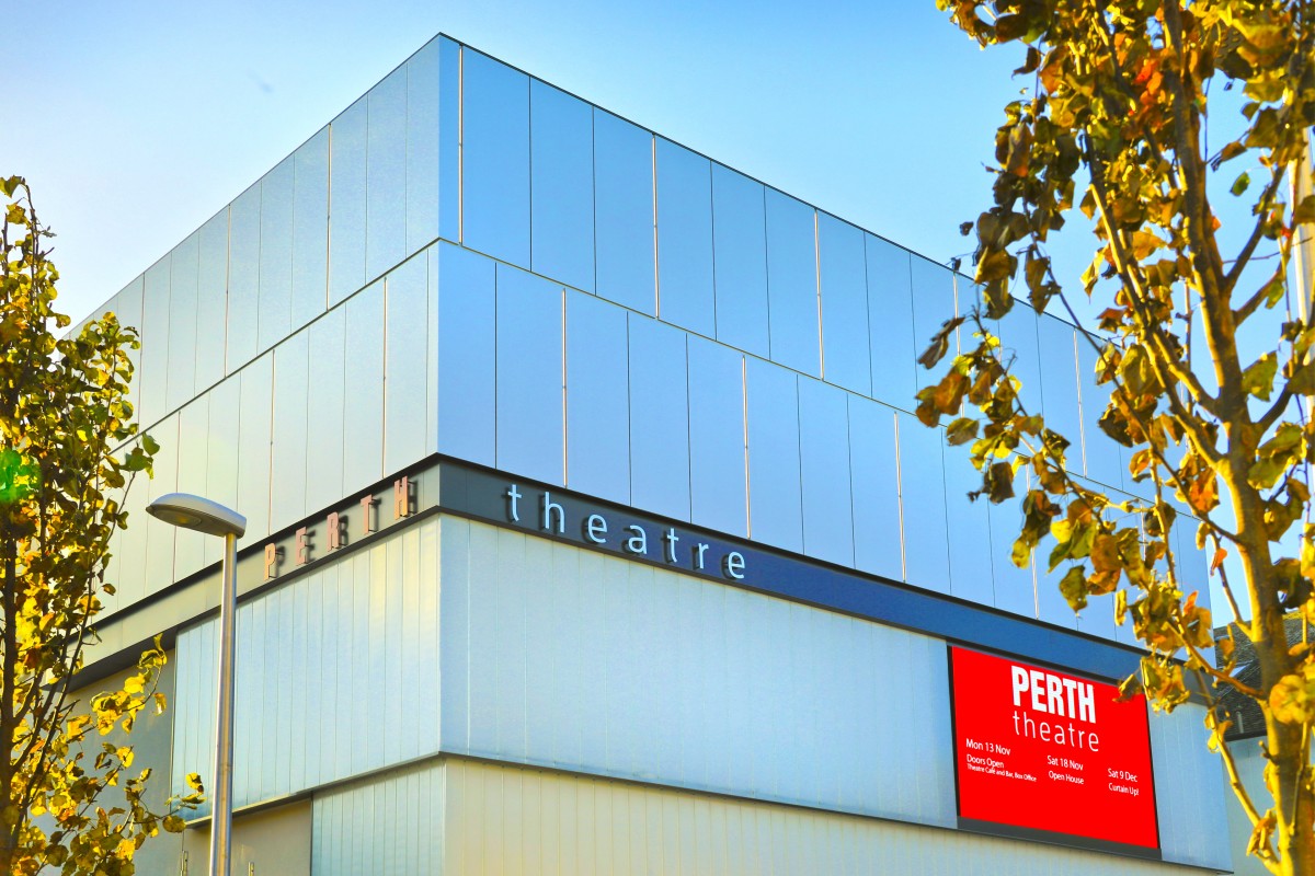 Aladdin Gallery- New Theatre ready for business