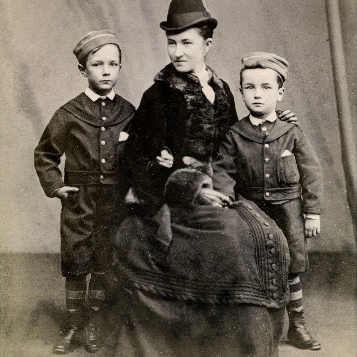 Family from the Playfair family album by D. Milne, Blairgowrie c1865-84