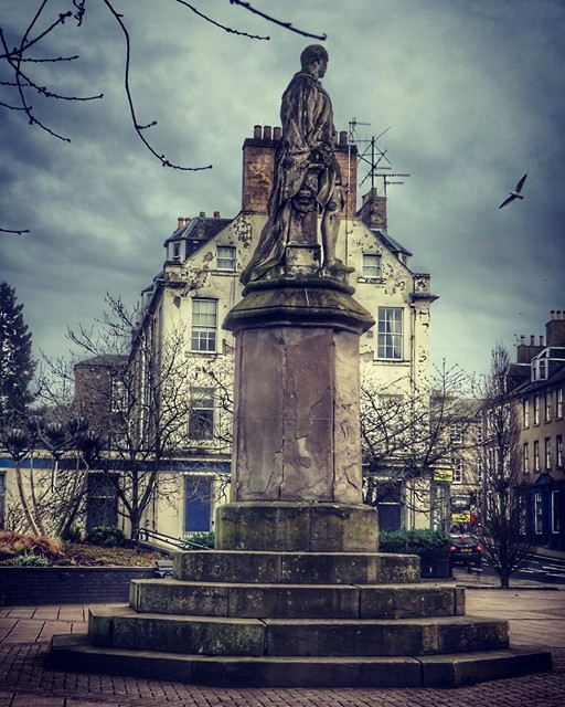 Charlotte Street entrance to the North Inch