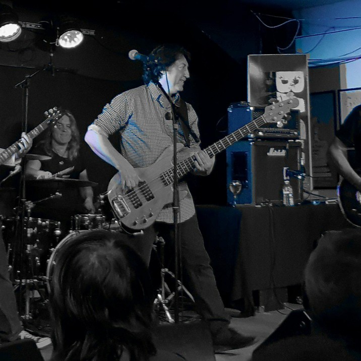 MARTIN BARRE REVIEW- BLACK AND WHITE AND BLUES