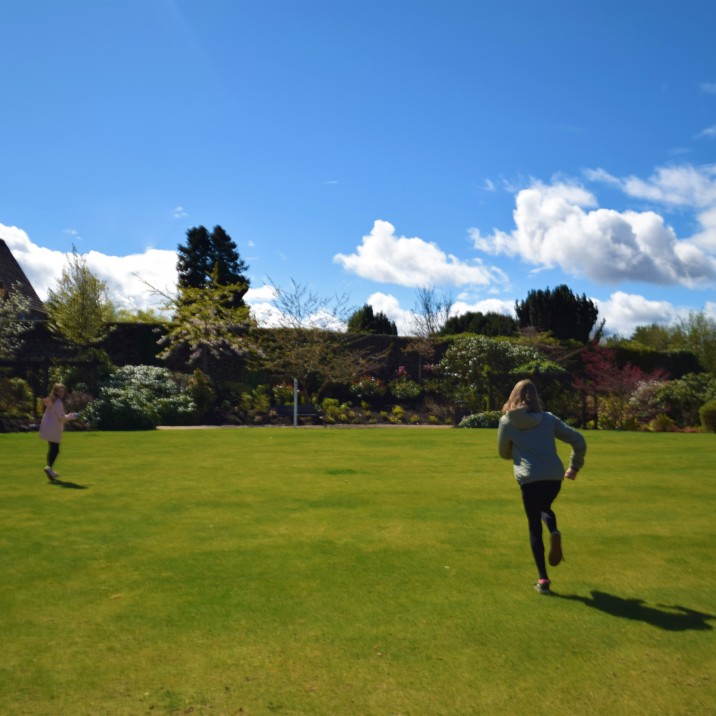 Catch me if you can!