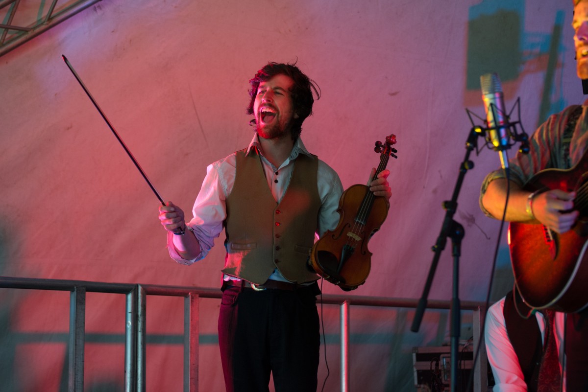 Folk musicians getting the crowds dancing!