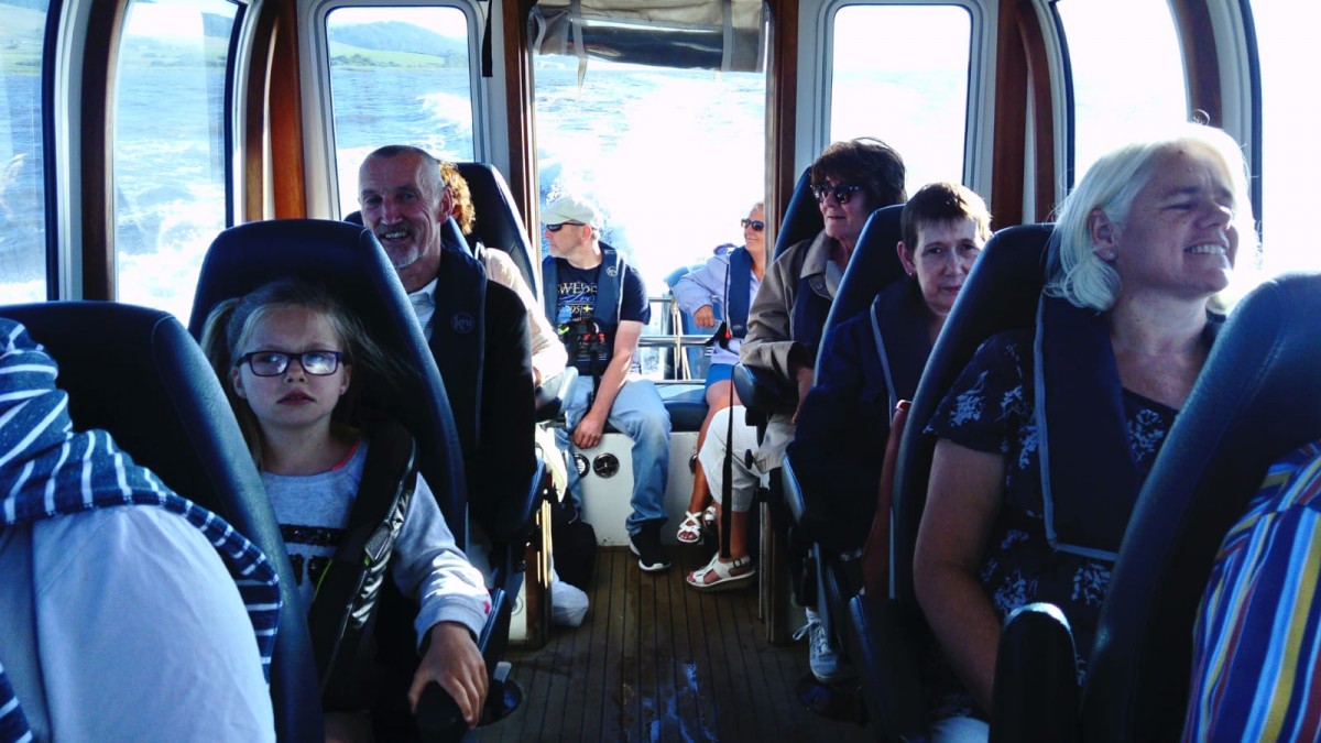 Fun Family Day out boating on the River Tay