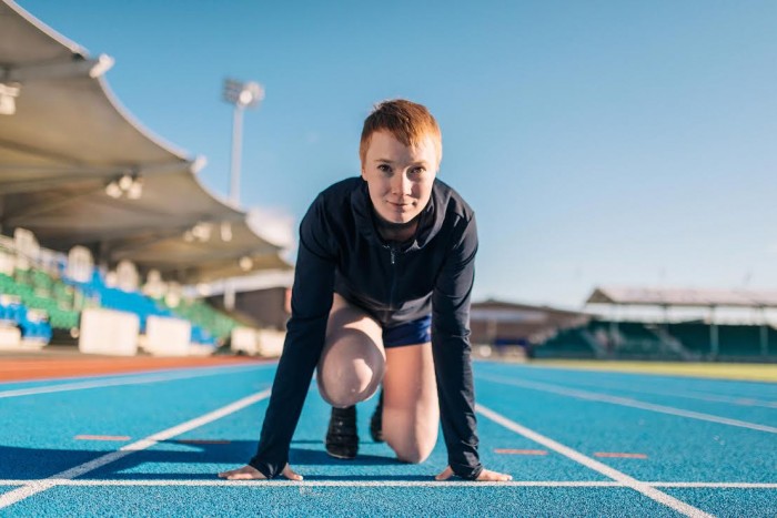Lauren Hendry by Mihaela Bodlovic