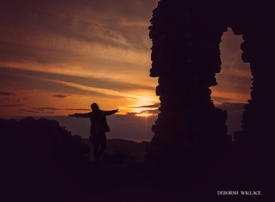 The above photo was taken at Balvaird Castle, Suzann a friend from Brazil had long dreamed of visiting Scotland, this was her first night here.