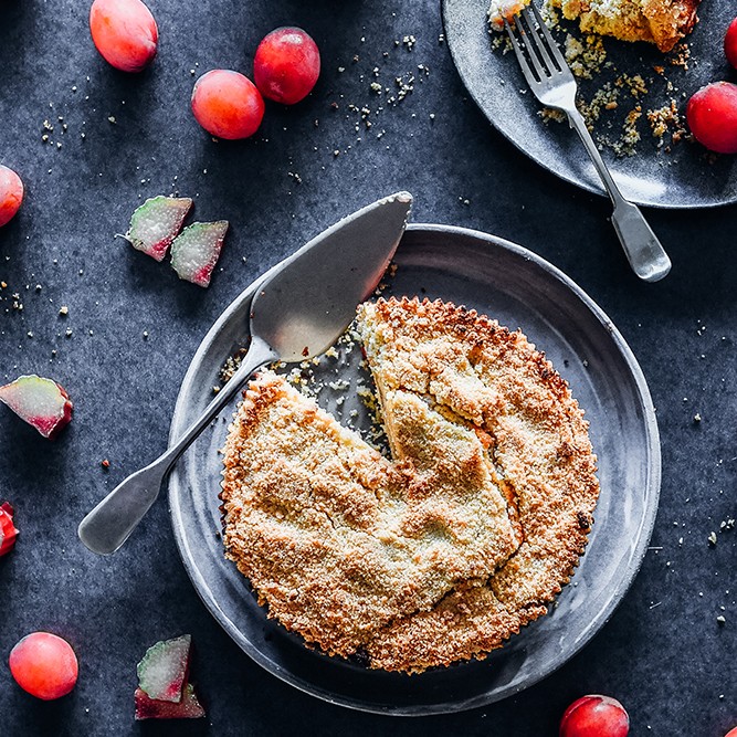 Recipe - Plum and Rhubarb Crumble Cake