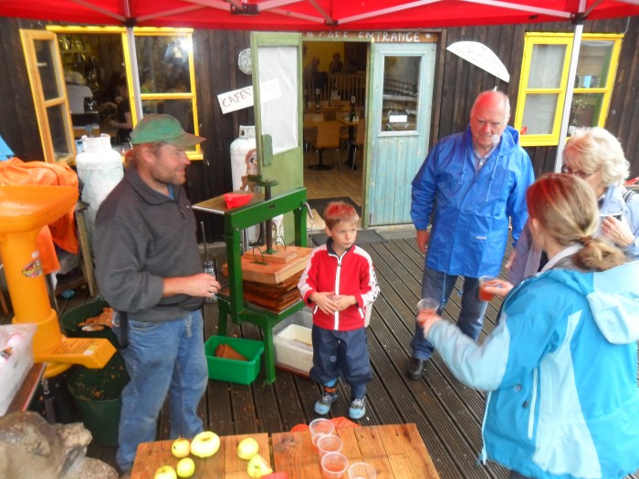 Cairn O Mohr - Apples