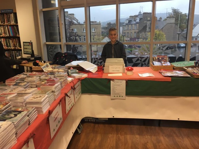 CHRISTMAS CARD 2018 - Boy at stall