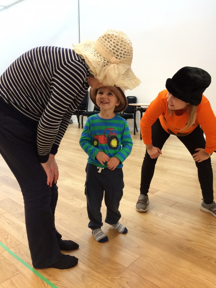 Little Stars 2018 - Speaking to Granny and Woman