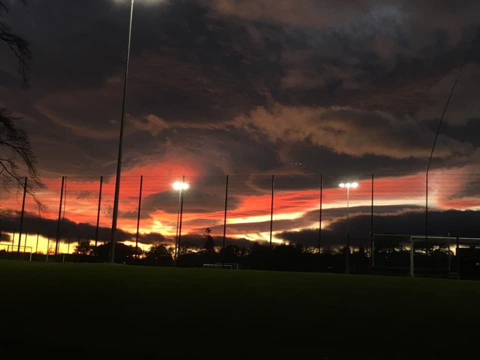 Darlene Macdonald captured this picture of the sky over Perth Academy.  It looks like it wouldn't go amiss in a science fiction movie!