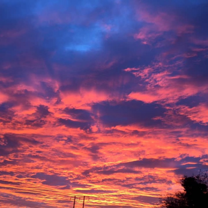 Catherine McFie captured this colourful image of the Kaleidoscope Sky at Inchyra.