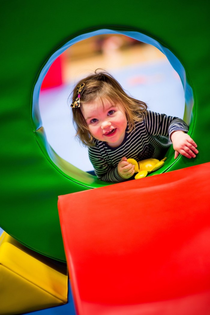 Live Active Steps - Child in crawling den