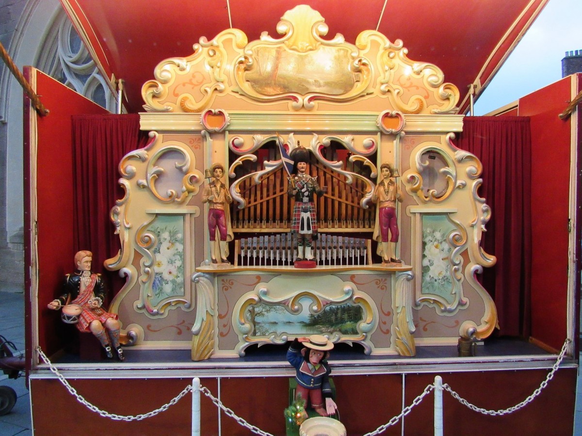 The vintage melody maker provided the festive music at the International Christmas market this weekend in Perth City centre