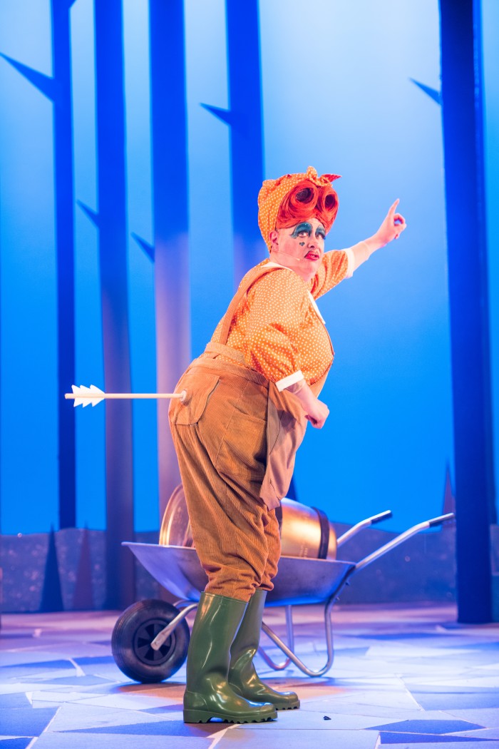 Panto 2018 - Dame Portrait Pic