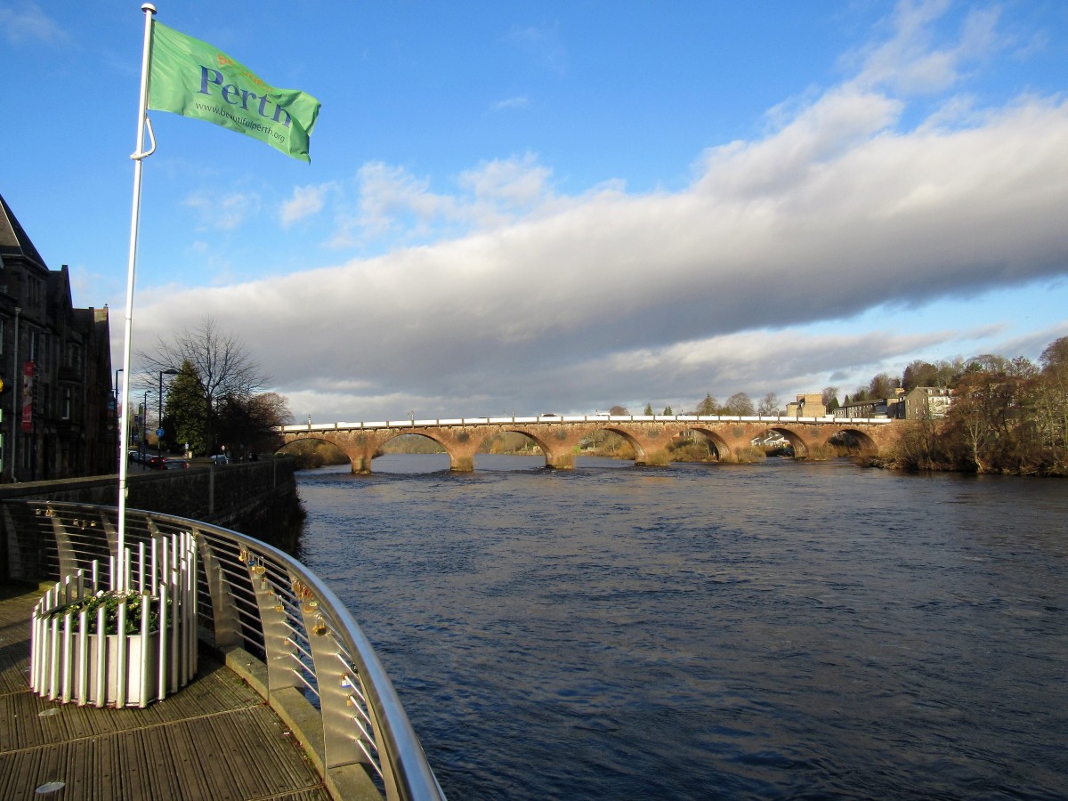 A fantastic view from the viewing platform on Tay Street.