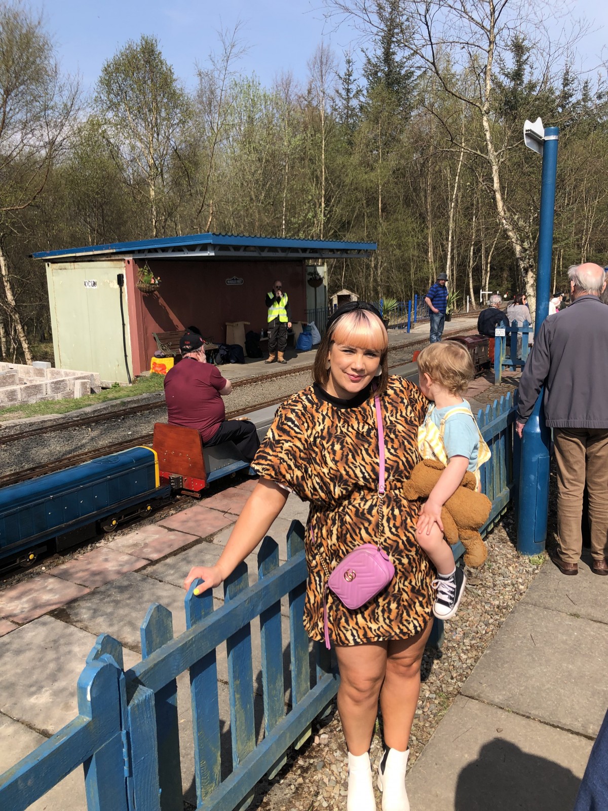 Small City Sam and her toddler River enjoyed a day in the Sunshine at Wester Pickston Railway in Perthshire.