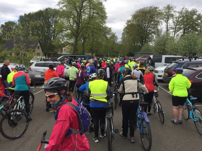 Belles and Buns - group cyclists