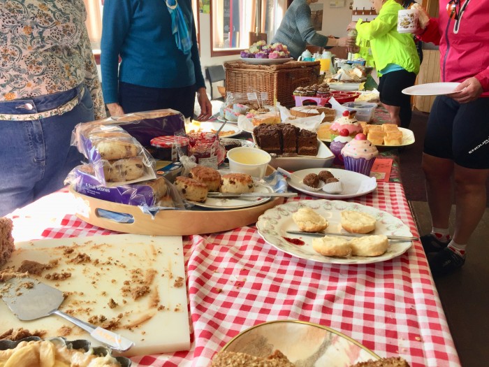 Belles and Buns - Cakes and Treats