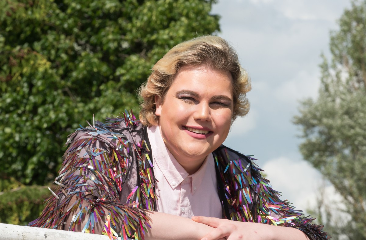 A successful prize winner full of smiles!