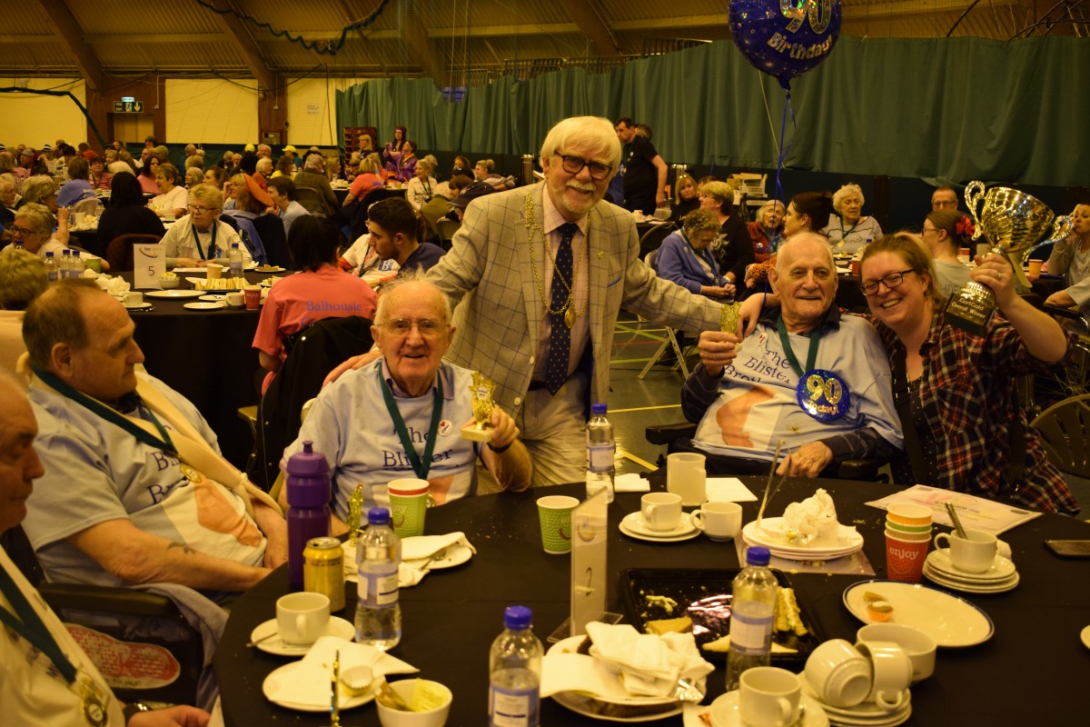 Perth Provost Dennis Melloy chatted to the men and women taking part in the Go4Gold event.