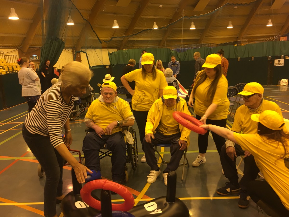 This team were definitely going for gold with their get-up!