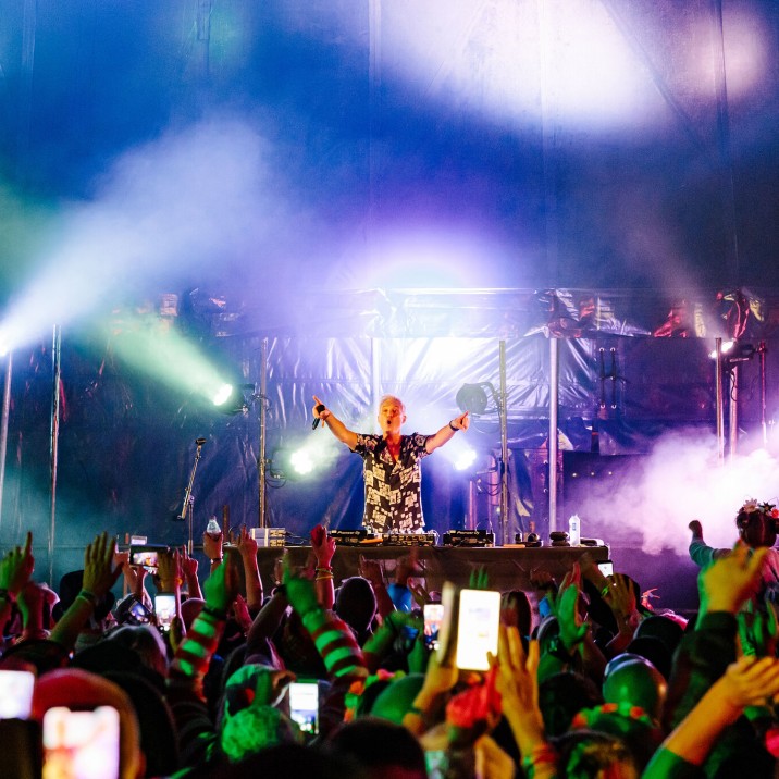 Martin Kemp performs his DJ set  in front of a vibrant crowd at Rewind 2019.