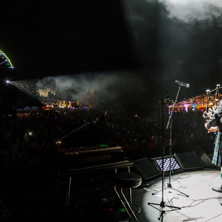 Piper finishes off the night for the crowds at Rewind 2019.