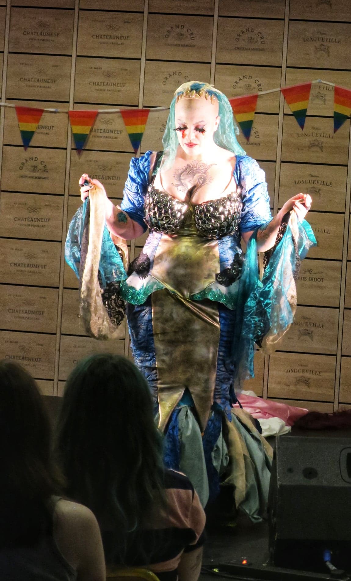 The Bank late night party was a glorious sea of delightful drag!