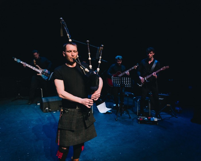 Fringe - Thunderstruck