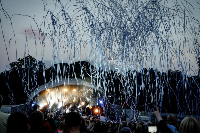 Party at the Park - Confetti