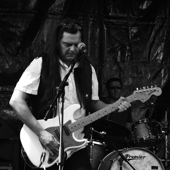 Owen from the New Madrids - a Hillfest favourite.